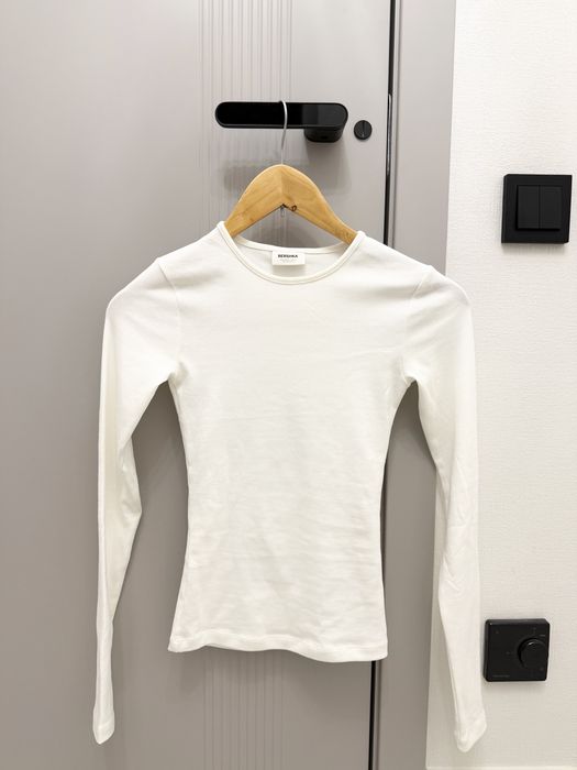 Bershka лонгсливы XS, все по 4000