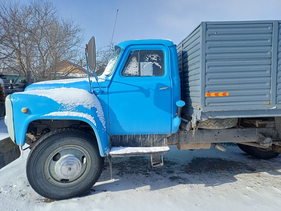 Продам самосвал.