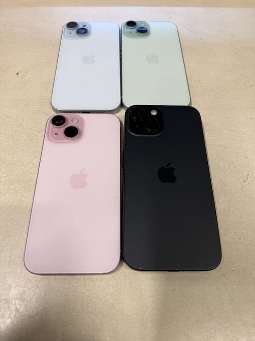 Carcasa originala iphone 15