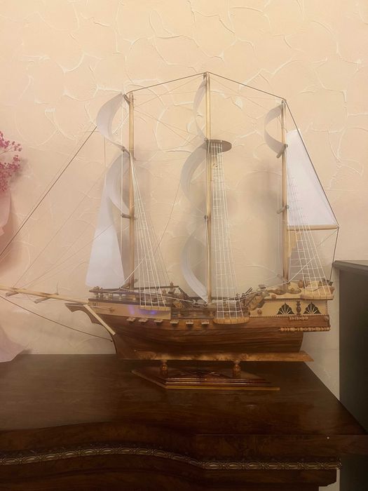 корабль деревянный сувенир