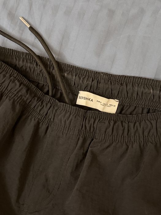 Штаны парашюты с Bershka
