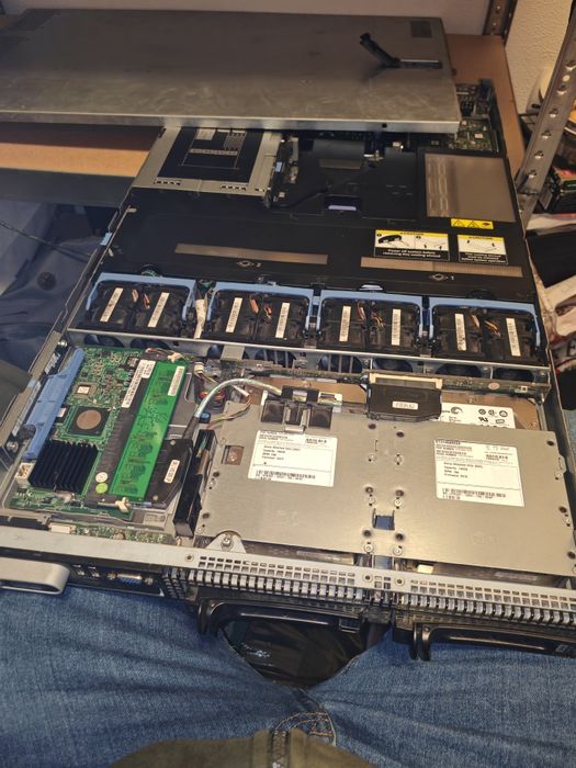 Server DELL power edge 1950 transport 5 lei