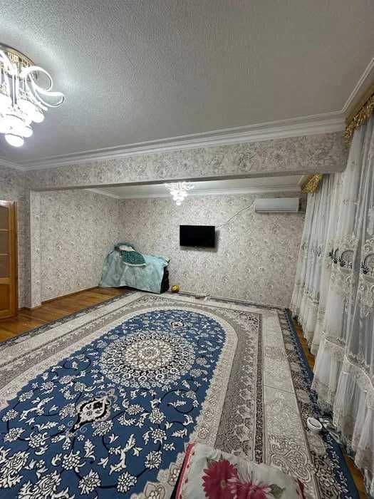 Жангохда 4 хонали квартира арзон нархда сотилади !!