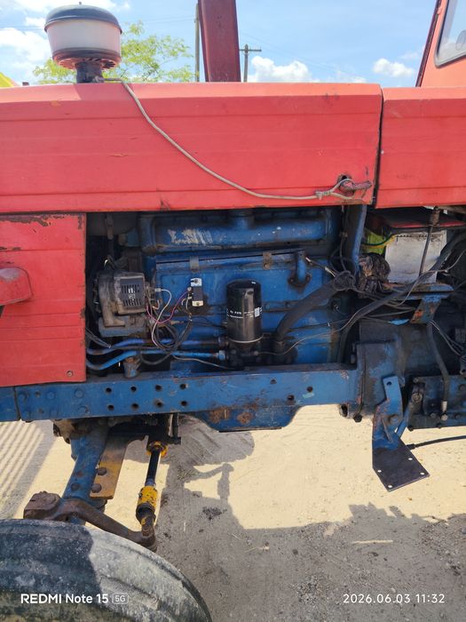 Vând tractor U650 Jud Olt