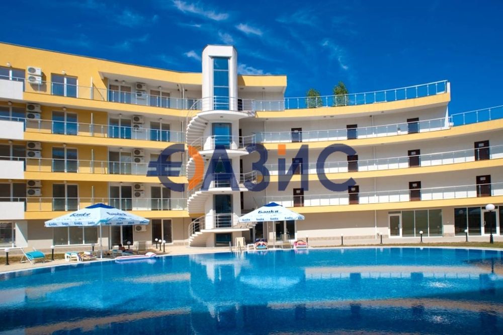 Продава се Двустаен апартамент в Царево - 81 кв.м за 554 €/кв.м - Снимка #14