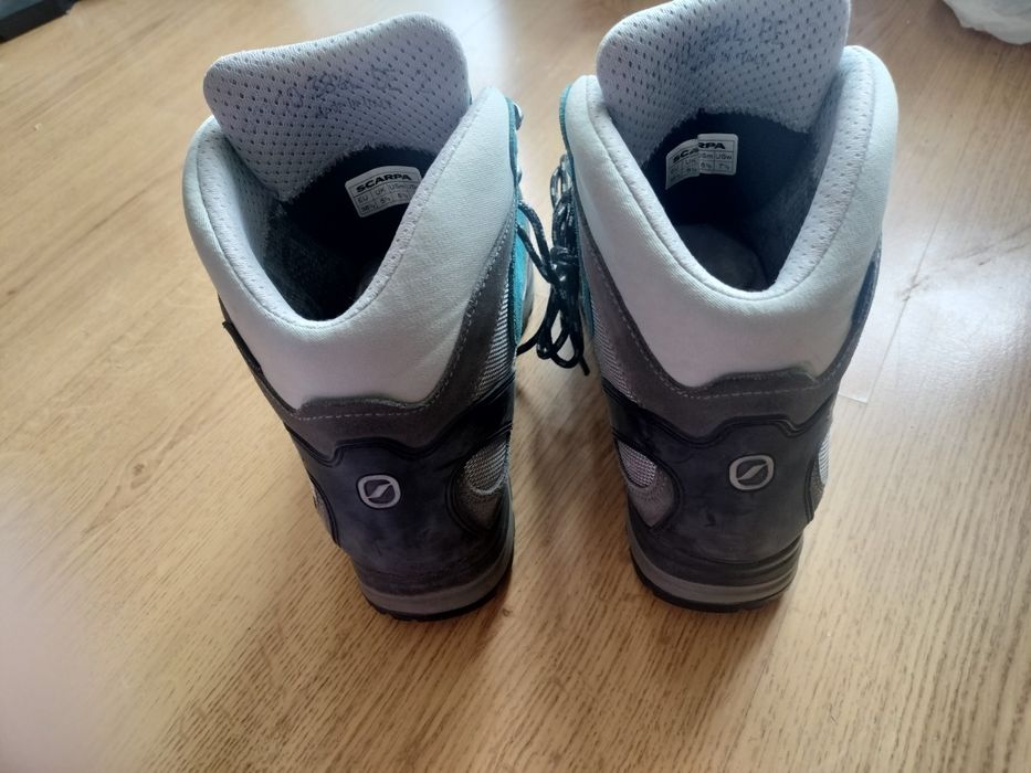 Обувки Scarpa 38 1/3