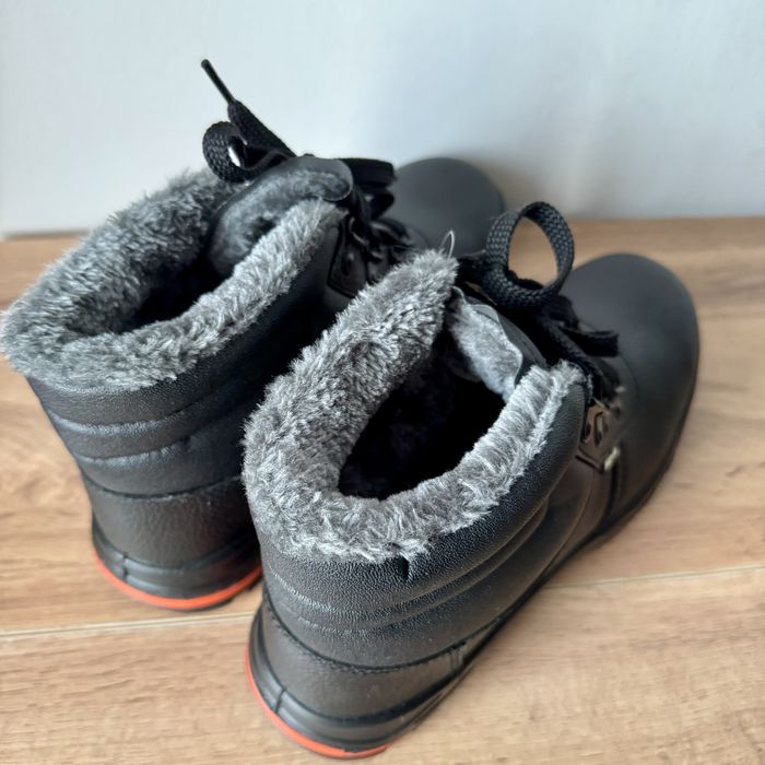 Зимние рабочие ботинки Delta Plus SIMBA FUR S3