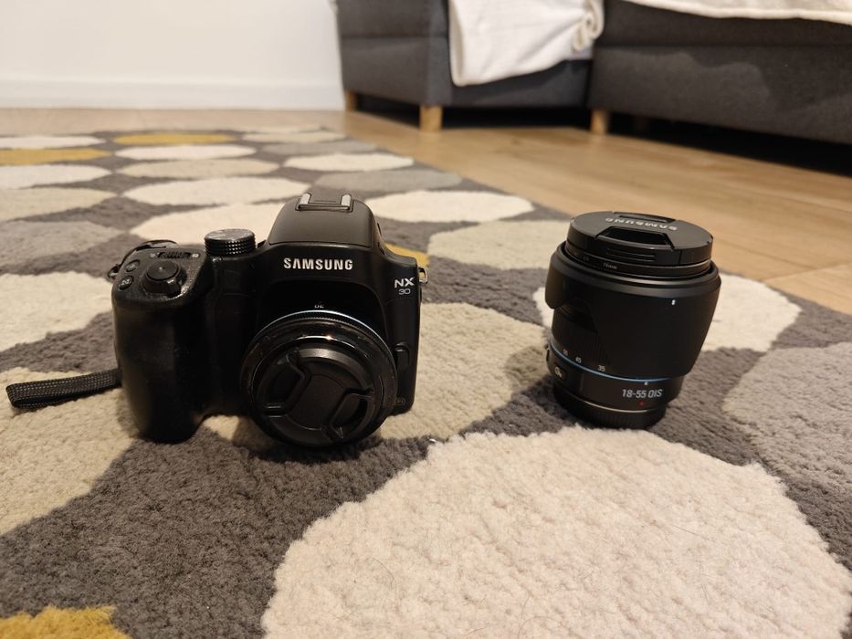 Aparat foto Samsung nx30 kit
