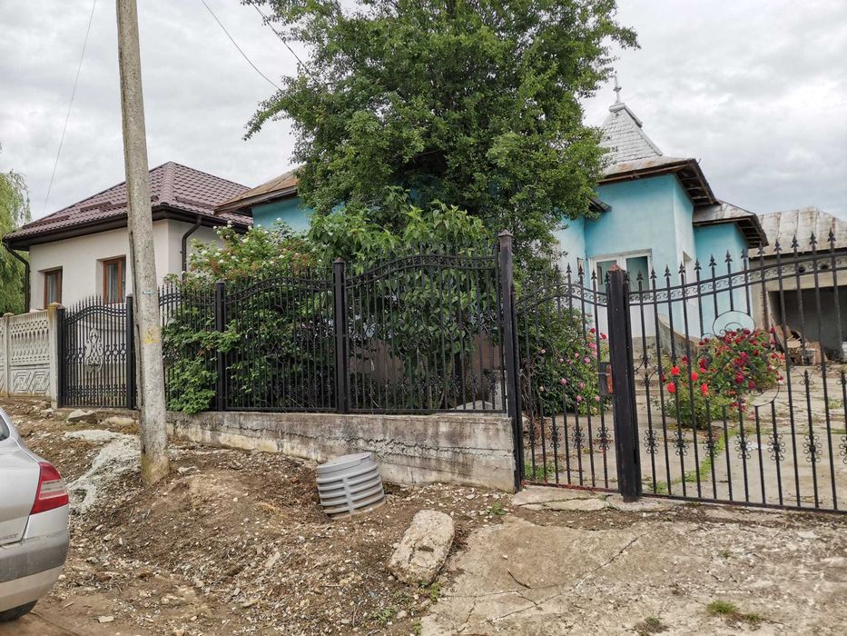 Casa renovata 172 mp + teren  1365 mp in Racarii de sus, oras Filiasi