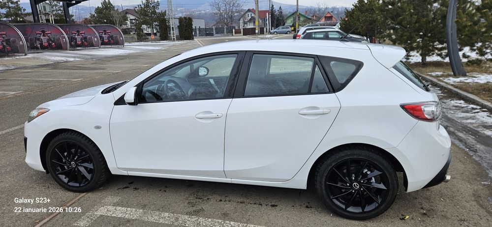 Vand mazda 3 2011,motorizare 1.6 benzina,,euro5