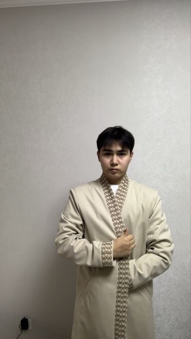 Ұлттық киімдер, шапандар брендовый