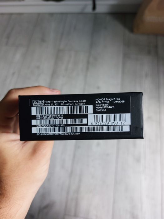 HONOR Magic7 Pro - 12GB/512GB - 99% Baterie, Impecabil, Full Box, Factura