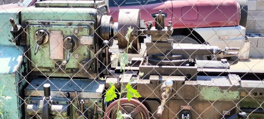 Токарный. Токарный станок. Станок