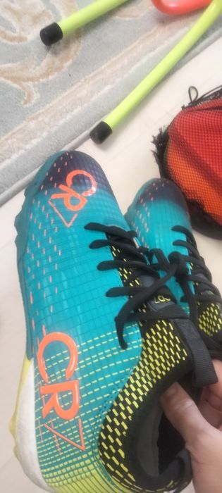 Бутсы 37р + подарок