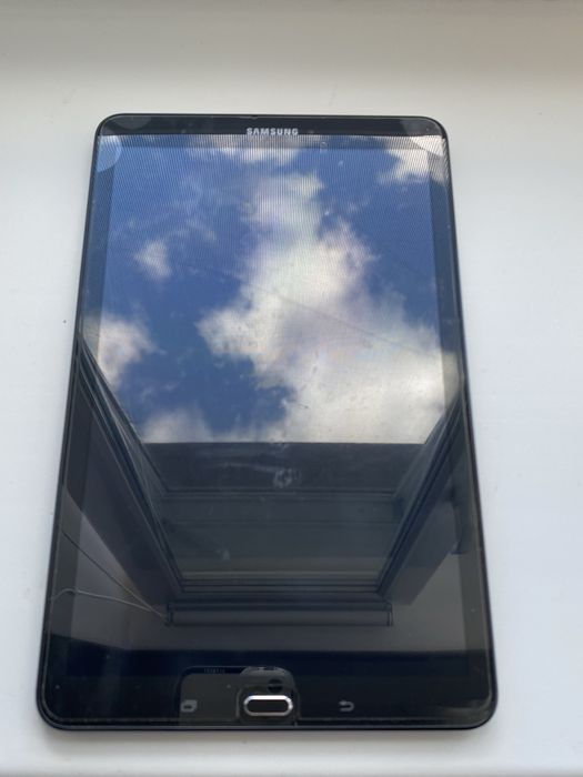 Продам планшет в отличном состоянии