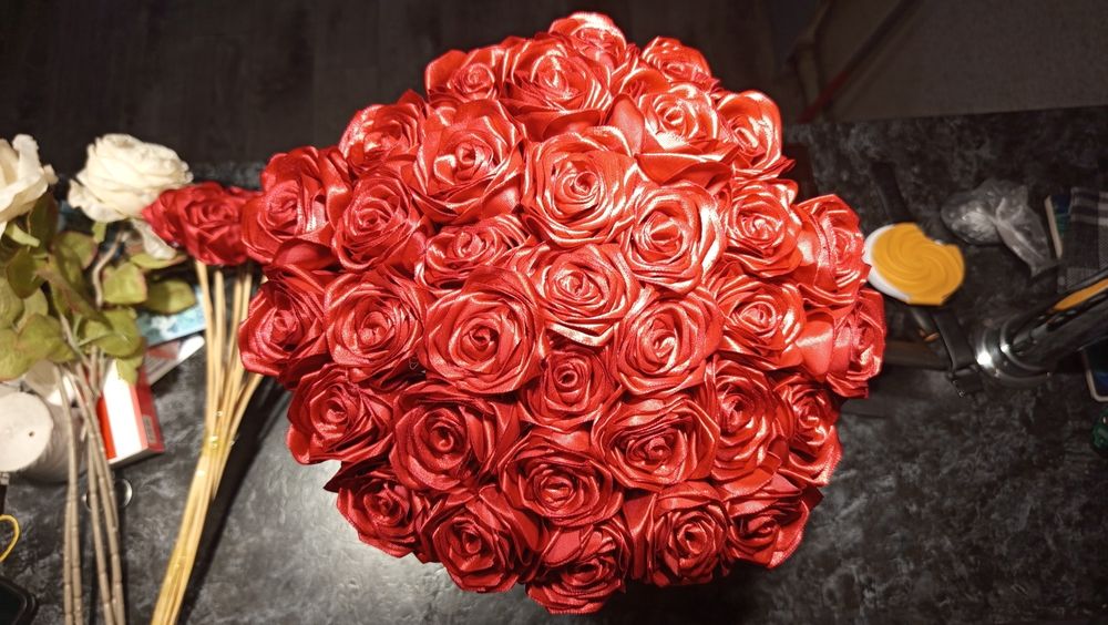 Букет из атлосной ленты