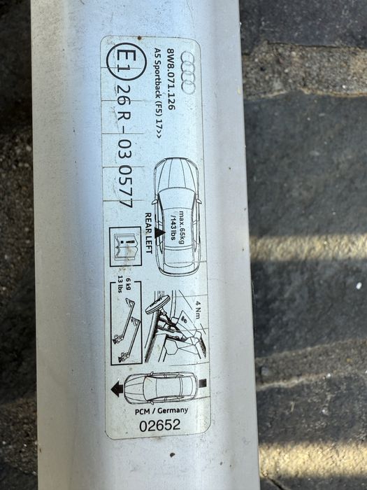 Bare transversale Audi A5 cu suporti schi