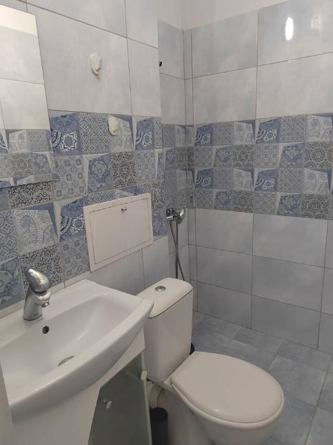 Дава се под наем Двустаен апартамент в Пловдив, Тракия - 40 кв.м за 331.5 € - Снимка #3