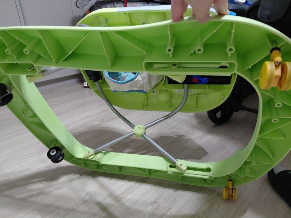 Ходунок  детский Chicco DJ Baby Walker