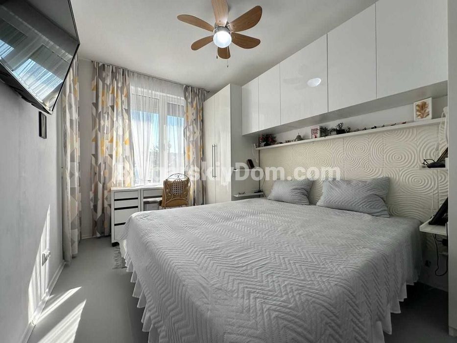 Продава се Двустаен апартамент в к.к. Слънчев бряг - 43 кв.м за 771 €/кв.м - Снимка #2