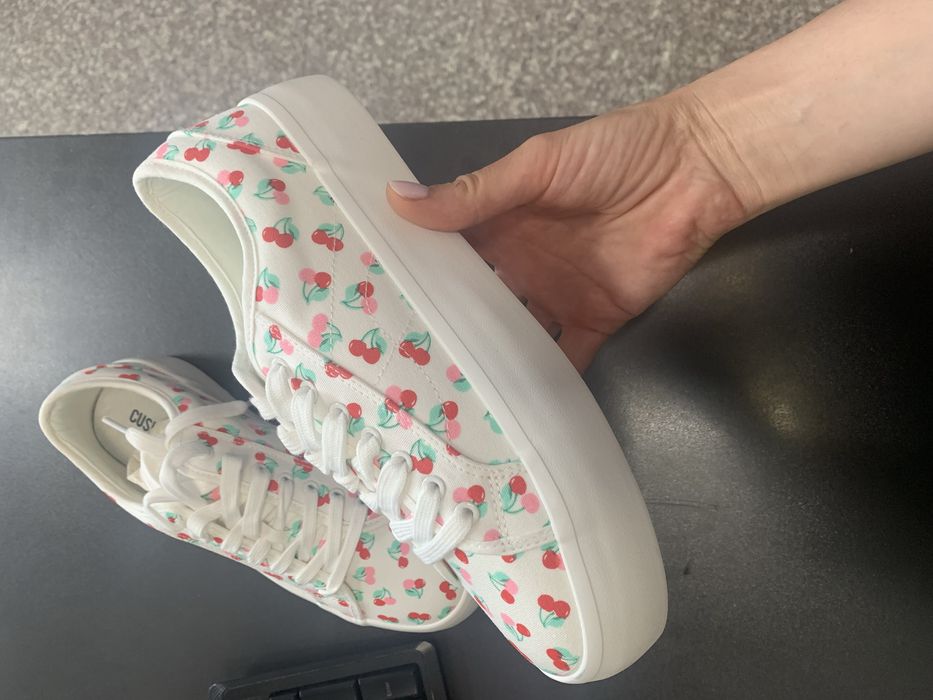 Кецове 40 размер нови