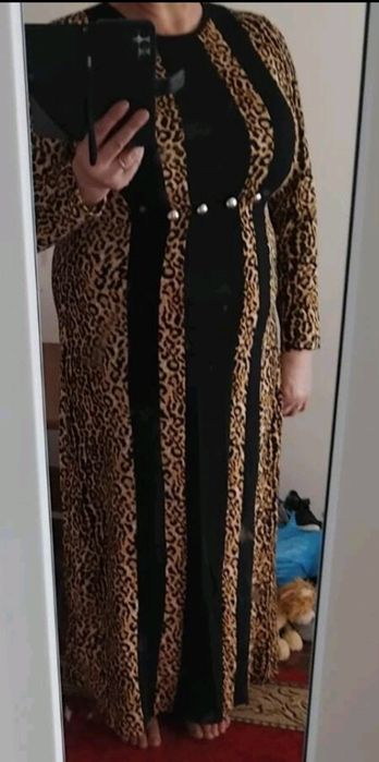 Rochie animal print,si papuci 40 marimea 52.ro