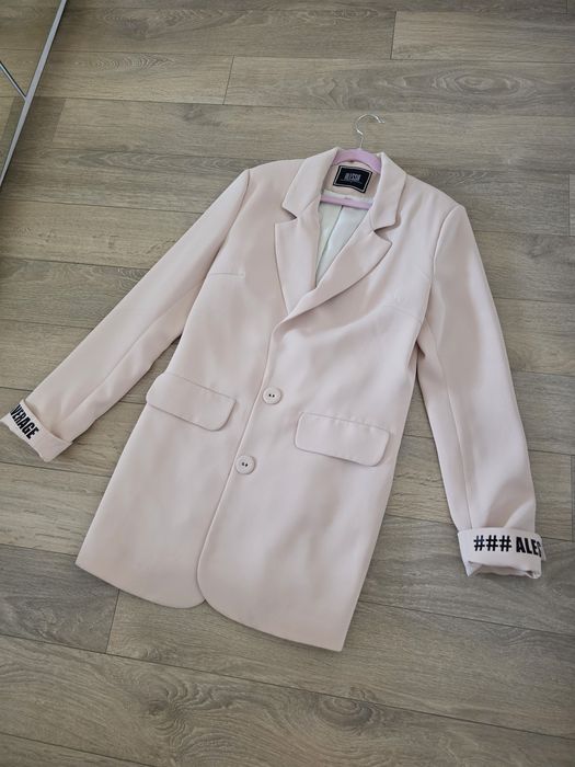 Дамски якета нови