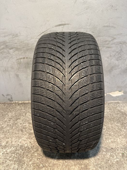 Гума 255/35/19 NOKIAN Snowproof Winter