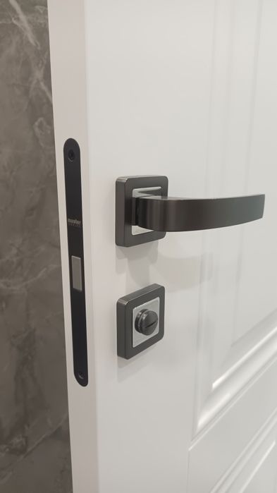 Установка дверей