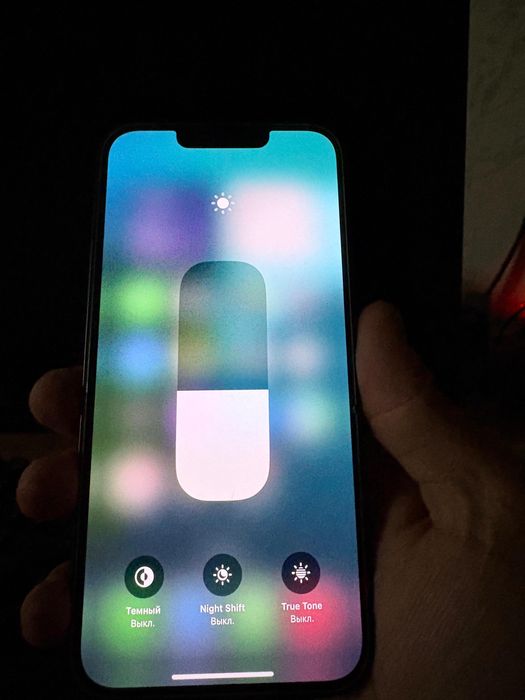 Продам срочно айфон 13