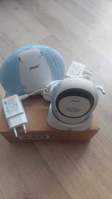 Alecto DBX-85MT - Пълен DECT Eco бебефон, бял/ментово зелен