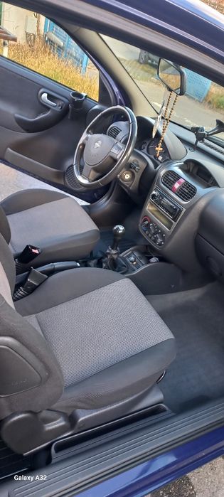 Opel corsa 1,2 benzina