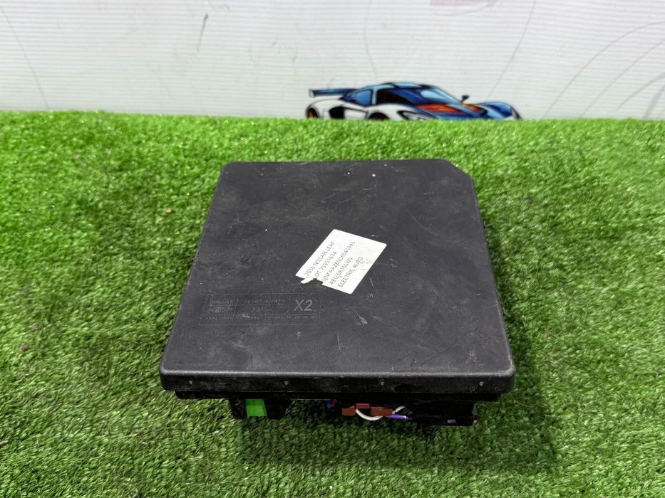 TABLOU SIGURANTE NISSAN LEAF EM57 ELECTRIC MOTOR F/EV 2016 COD OEM 284B74NM3A 59ME11F00 2011-2017