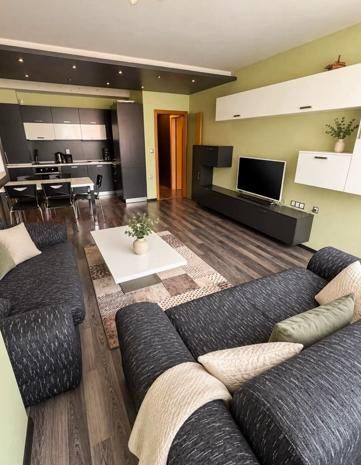Дава се под наем Тристаен апартамент в София, Стрелбище - 96 кв.м за 1000 € - Снимка #2