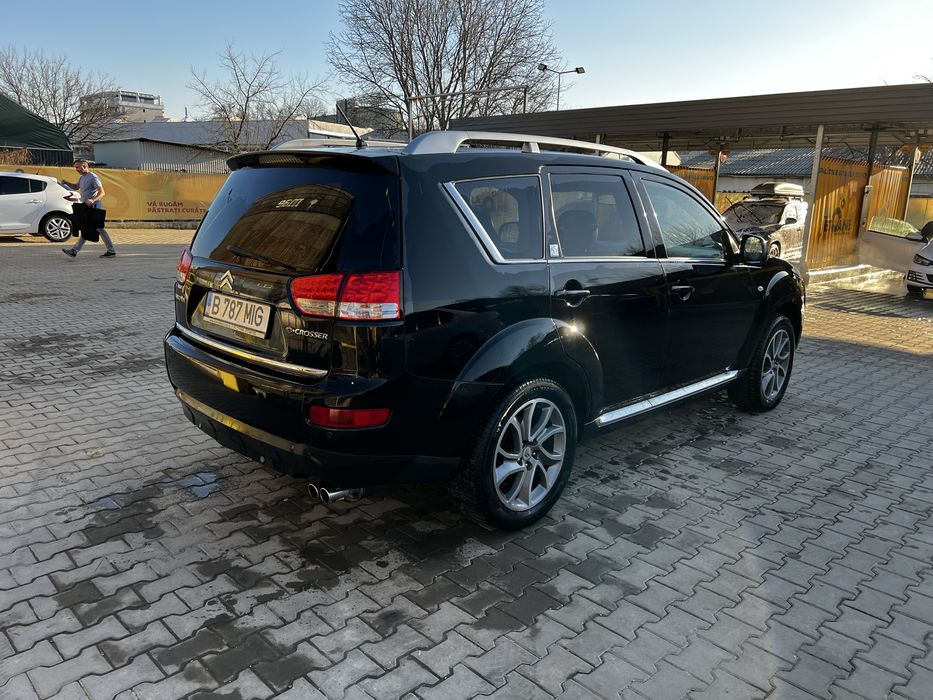 Citroen C-Crosser 2.2 HDI 156 CP An 2010