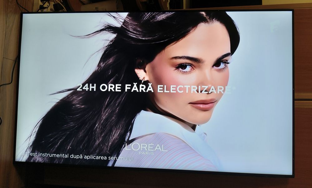 Tv  QLED SAMSUNG 82cm 4K SMART Frame,doar in Pitesti
