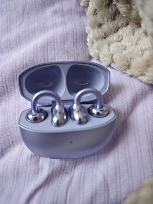 Honor choice earbuds clip