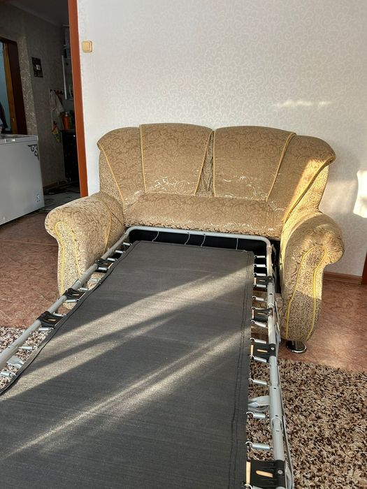 Продам мягкий уголок