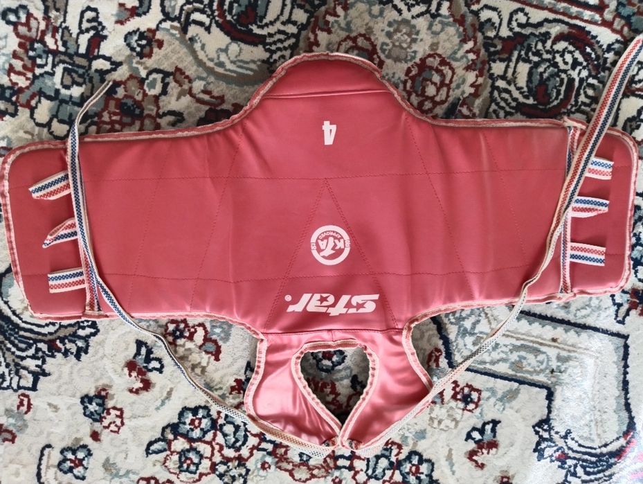 Протектор спортивный