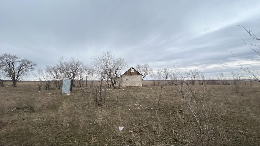 Продам старый дом с участком