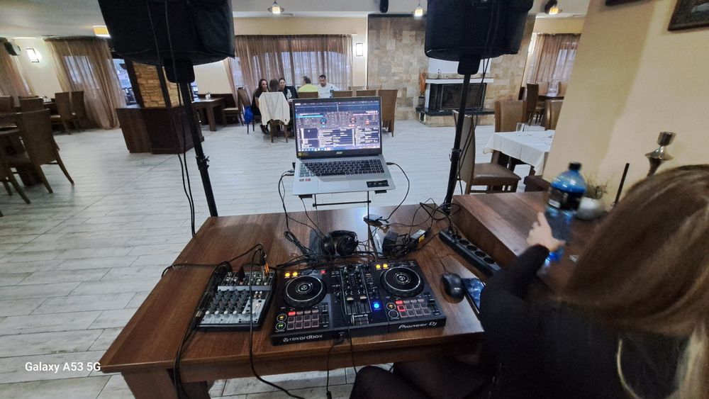 DJ за партита, сватби и събития – професионално озвучаване и настроени