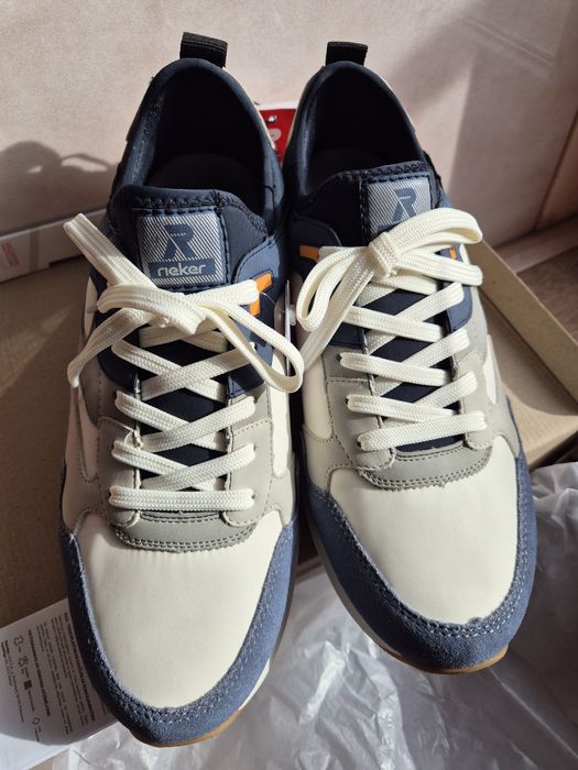 Нови обувки много удобни 44(44.5) номер