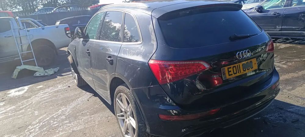 Dezmembrari / Dezmembrez AUDI Q5 (8RB) [Fabr 2008-2016] S-line 2.0 TDI CGLB cutie viteze automata cod culoare LZ5A