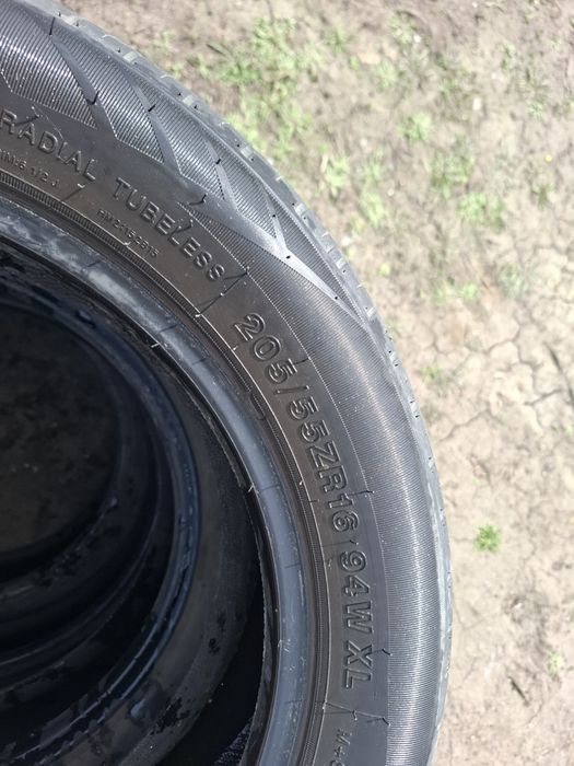 Автошины на автомобиль