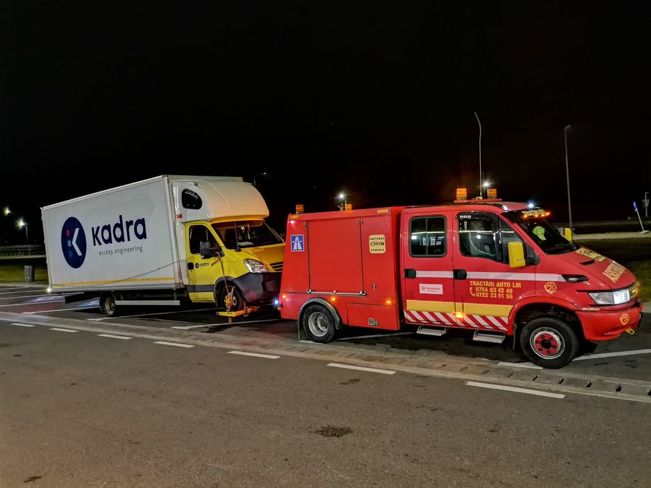 Tractari Auto Transport Recuperare Assistenta rutiera platforma