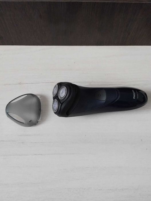 Aparat de ras Philips Nou