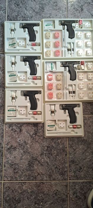 Set piercing studex sua