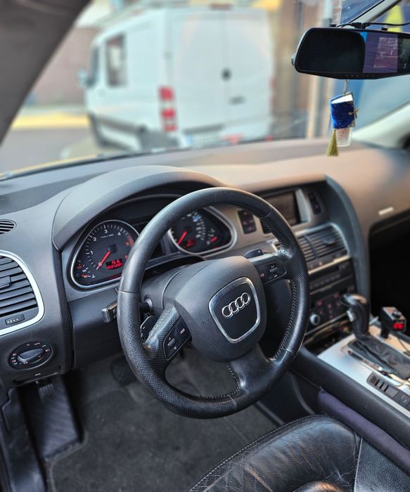 Audi q7 на части