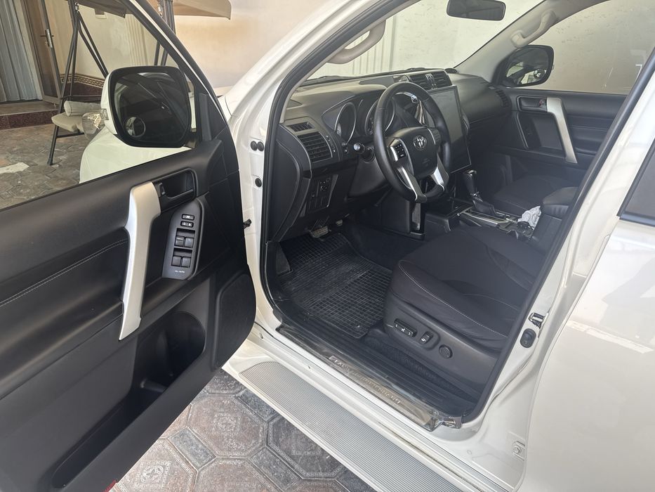 Toyota prado 150