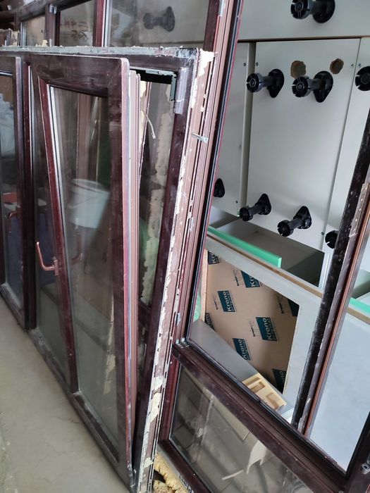 Окна ПВХ пластиковые махагон ТОНИРОВАННЫЕ